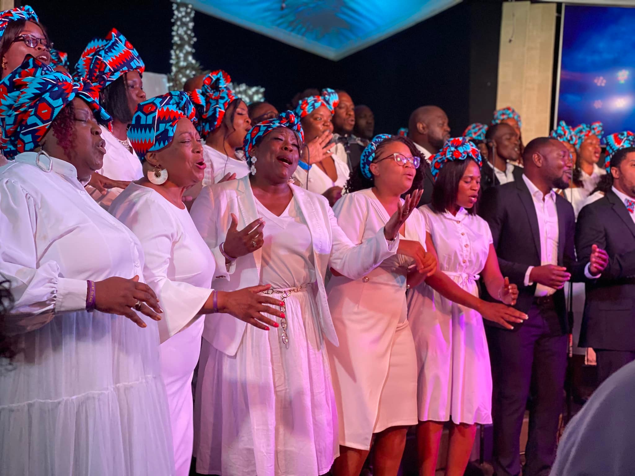 The Northmead Assembly of God choir in worship